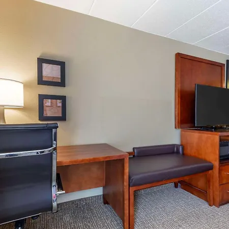 Comfort Inn & Suites Aberdeen-3