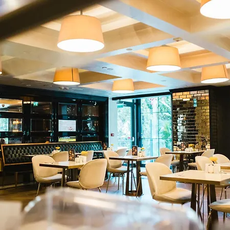 Doubletree By Hilton Izmir Airport-3