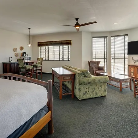 Stoney Creek Hotel Tulsa - Broken Arrow-3