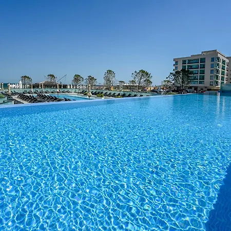 Aqua Vista Infinity Resort & Spa - Studio Lux - Piscina Infinity, Jacuzzi, Sauna, Gym - Privat-2