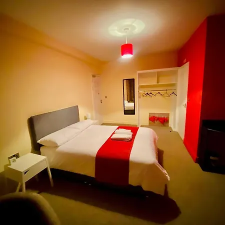 Train Station Hotel-2
