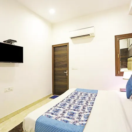 Hotel The Kiara Near Delhi Airport-2
