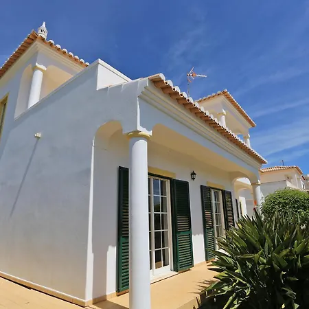 U - Casa Quinta Estacao-2