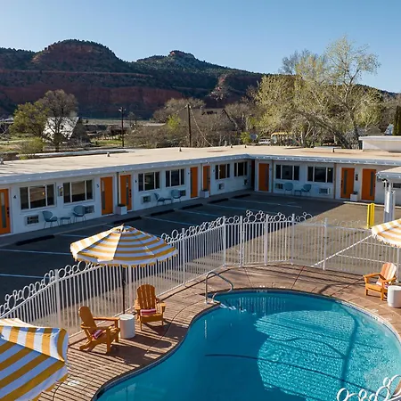 Quail Park Lodge-3
