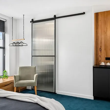 The Electric Hotel-2