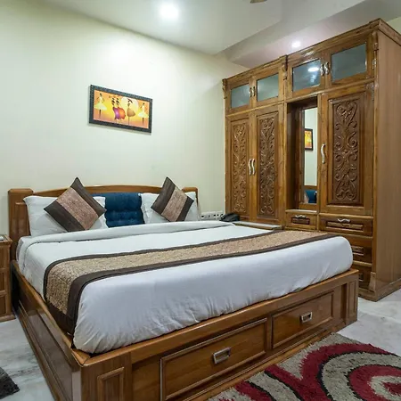 Hotel Nk North Star " Foreign Guest Not Allowed "-2