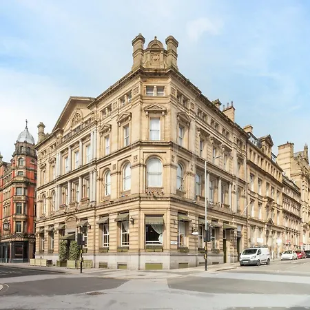 The Sir Thomas Hotel-3