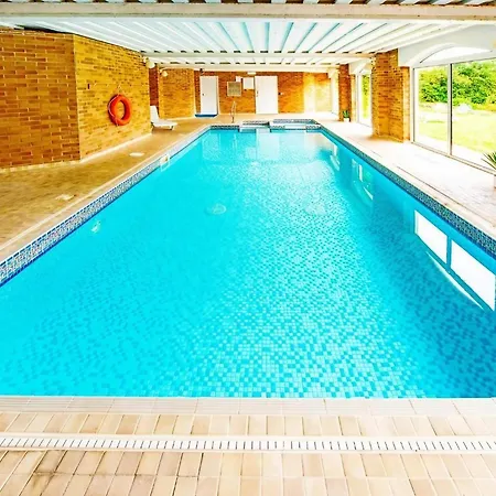 Crofton House Hotel-3