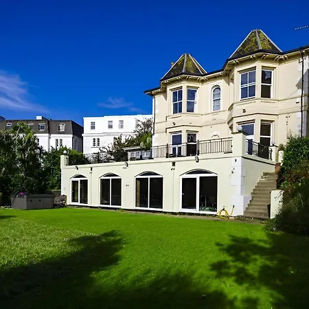 Crofton House Hotel-2