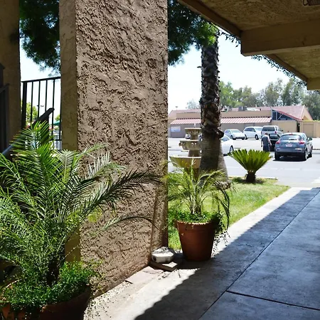 Fresno Inn-3
