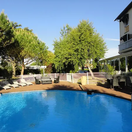 Logis Les Charmilles Chalon-Sur-Saone Sud-2