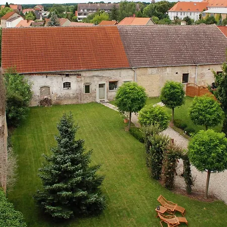 Gut Hotel Stadt Beelitz-3