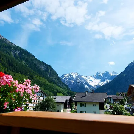 Hotel Garni Tannleger B&B-2
