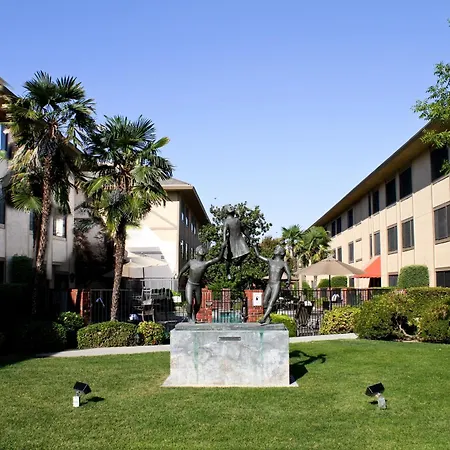 University Square Hotel-2