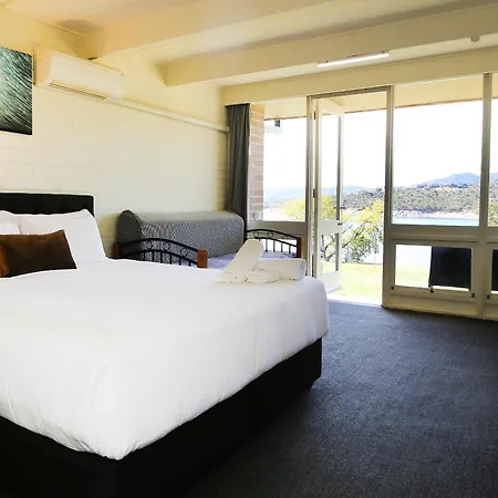 Lake Jindabyne Hotel-2