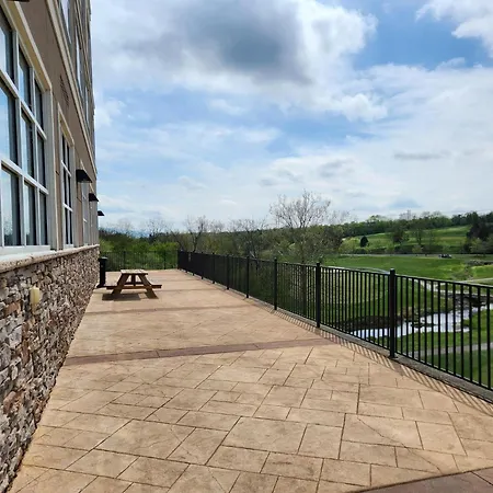 Doubletree By Hilton Front Royal Blue Ridge Shadows-3