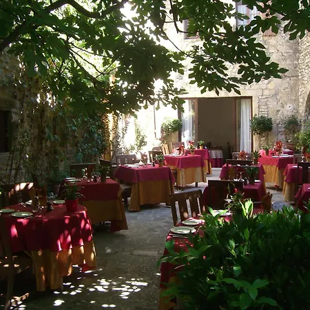 Hostellerie Le Beffroi-2