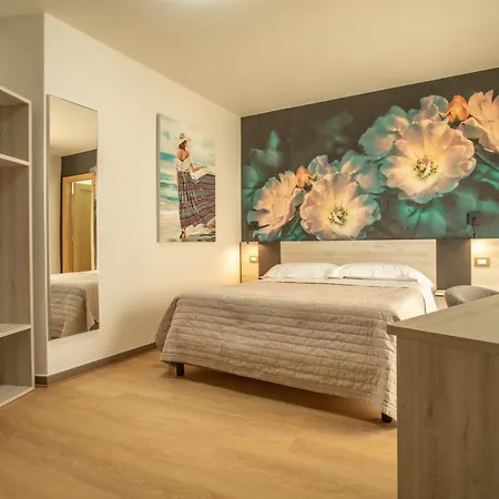 Hotel Nautic-2