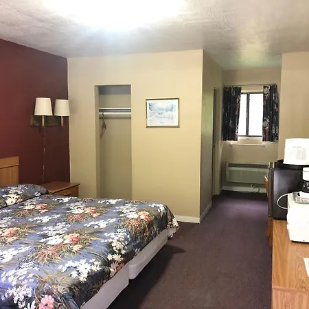 Laurel Park Inn-2