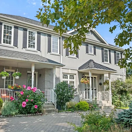 Charlottetown House-2