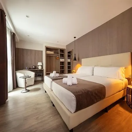 Hotel Oasis-3