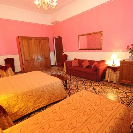 Hotel Sweet Home-2