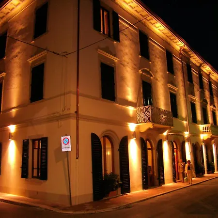 Hotel Savoia E Campana-2