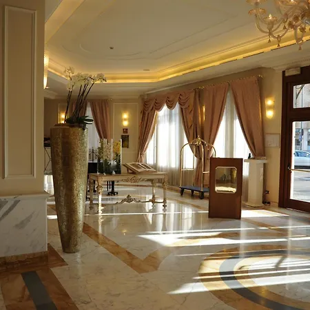 Grand Visconti Palace-2