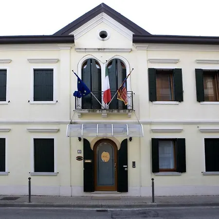 Hotel Cris-2