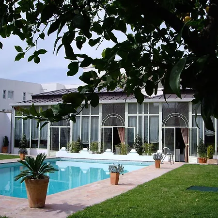 Hotel Oasis Con Parking Incluido-2