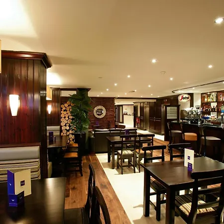 Leonardo Inn Glasgow West End-2