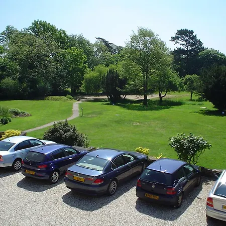 Farnham House Hotel-3