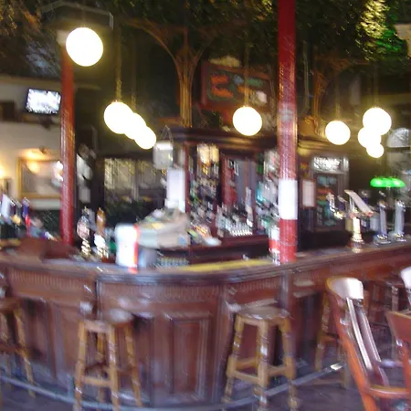 Beaconsfield Hotel-3