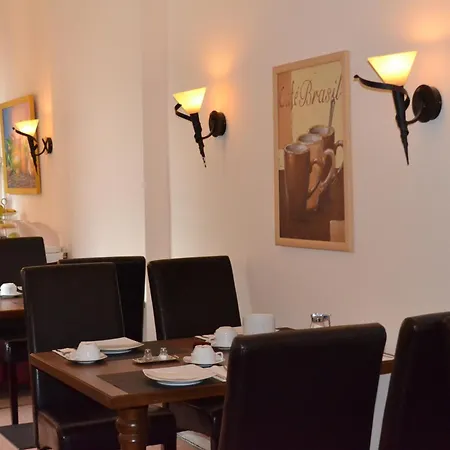 Hotel am Landeshaus-2