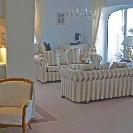 Hotel Am Yachthafen-2