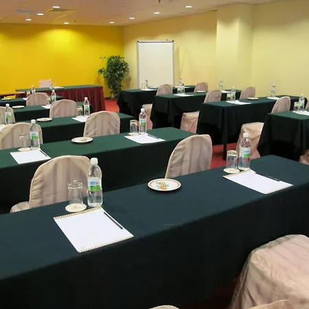 Hotel Grand Continental Kuching-3