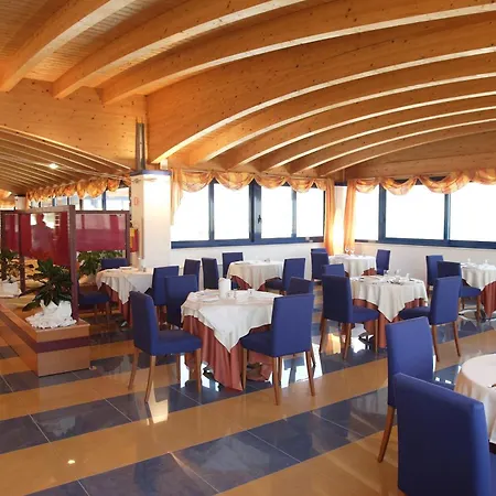 Hotel Yria-2
