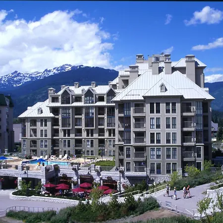 Pan Pacific Whistler Mountainside-3