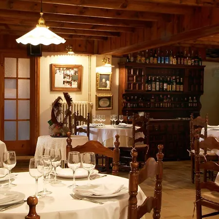 Aero Hotel Cerdanya Ca L'Eudald-2
