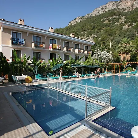 Perdikia Beach-2