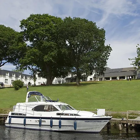 Killyhevlin Lakeside Hotel & Lodges-2