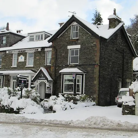 Brooklands Guest House-2