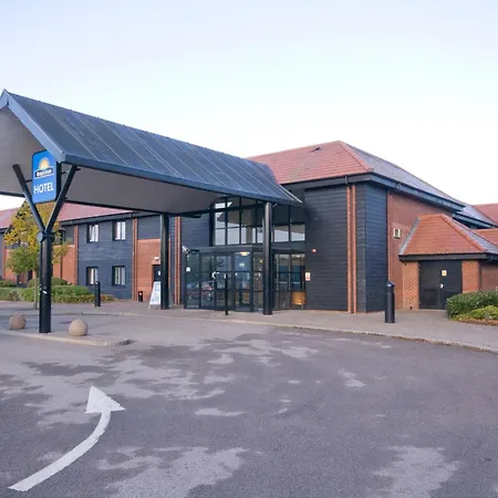 Days Inn Stevenage North-3