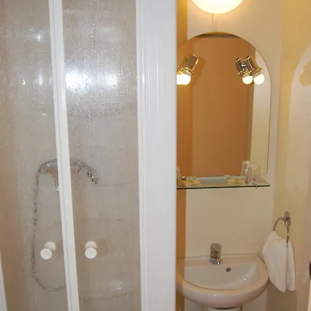 Le Bretagne - Hotel-3