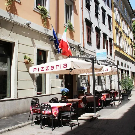 Albergo Al Viale-3