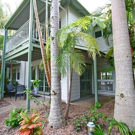 Coral Beach Noosa Resort-3