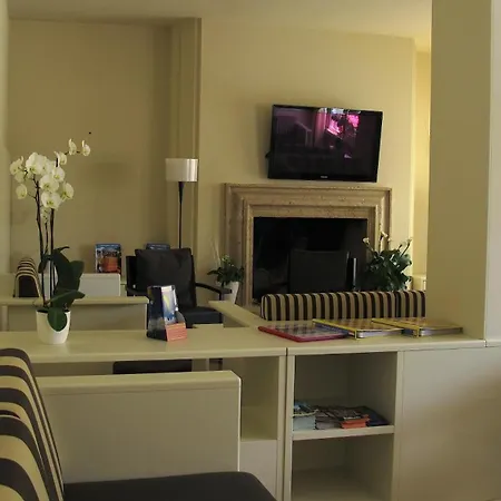 Hotel Romeo-3