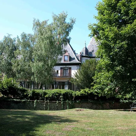 Hotel The Originals Domaine de Beaupré - Room Service Disponible-2