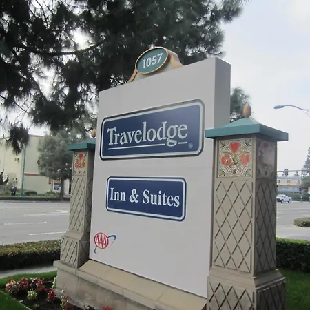 Travelodge Inn & Suites By Wyndham Anaheim On Disneyland Dr-3