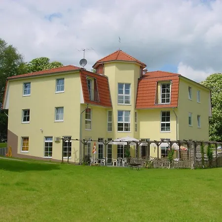 Landhotel Am Peetscher See-3